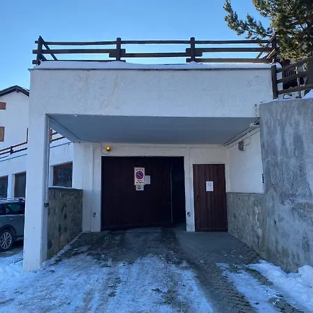 Hostdomus - Into The Wood Flat شقة Borgata Sestriere